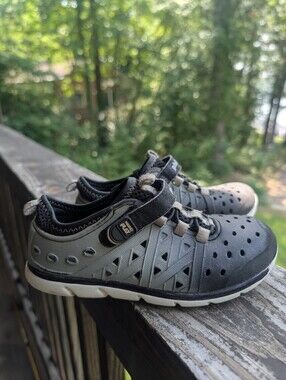 Stride rite phibian size 12